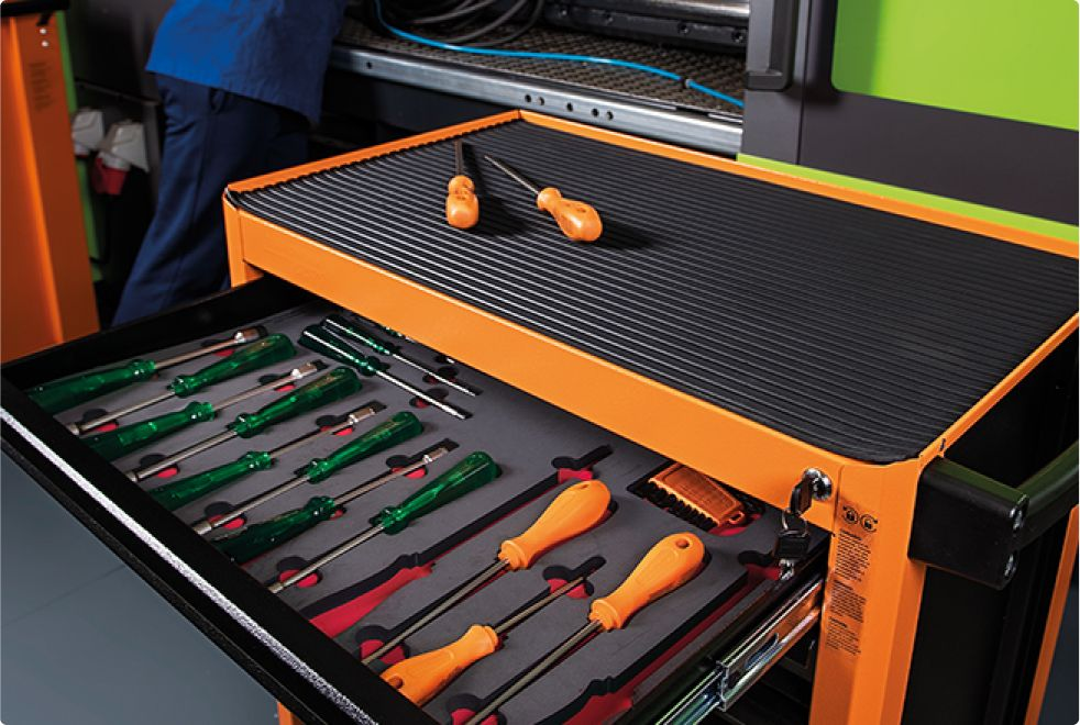 Tramontina PRO tool organizer with screwdrivers and sockets.
